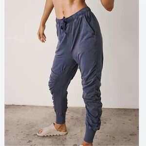 Free People Hot Shot Shirred
Pants Blue Indigo